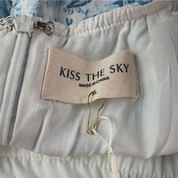 Urban Outfitters Kiss the Sky Floral Print Sweetheart Mini Dress - Picture 7 of 11